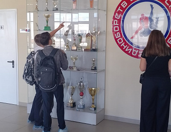 � ������������� ��������� ������-����� �� ����� � �����