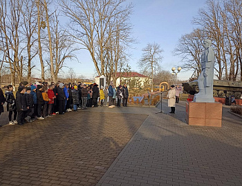 � ������ �������������� ���� ������������ ����������� � 80-����� ������������ �� �������-���������� �����������