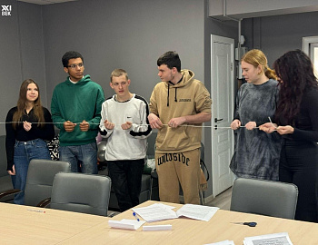 Для несовершеннолетних города Анапы, нуждающихся в особой заботе государства, провели мероприятие, посвященное Международному дню оптимиста