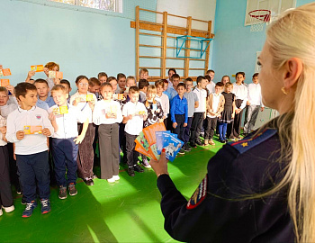 В Темрюкском районе продолжаются выездные профилактические рейды в образовательные организации