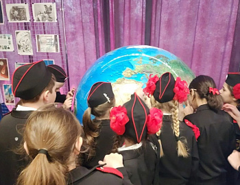 Школьники Гулькевичского района посетили зал авиации и космонавтики ЦДК пос. Венцы