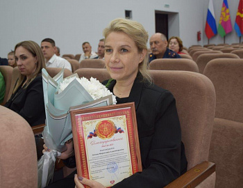 В Каневском районе состоялось внеочередное заседание комиссии по делам несовершеннолетних и защите их прав с участием главы района, прокурора и руководителя межрайонного следственного отдела