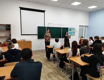 Для школьников Крымского района проведено просветительское мероприятие «Для чего нужны законы?»