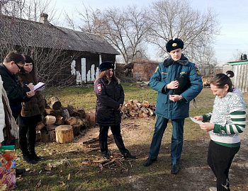 В Ленинградском районе проведены рейды в семьи социального риска