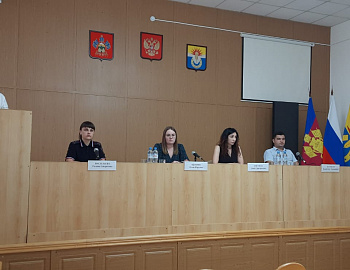 В Успенском районе состоялось расширенное заседание комиссии по делам несовершеннолетних и защите их прав при администрации муниципального образования Успенский район