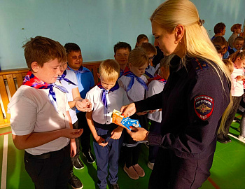 В Темрюкском районе продолжаются выездные профилактические рейды в образовательные организации