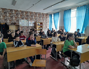Духовно-нравственная беседа проведена настоятелем прихода с ребятами Гулькевичского района