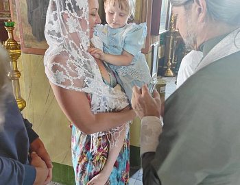 В Динском районе по инициативе муниципальной комиссии состоялось благотворительное Таинство крещения детей из семей, нуждающихся в особой заботе государства