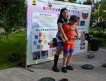 В Новороссийске провели фестиваль «Кубанские каникулы» под девизом «Я успешен! Я не курю!»