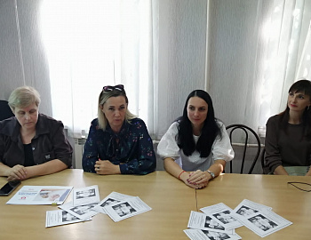 В Кавказском районе для родителей, состоящих на профилактическом учете, проведен круглый стол на тему «Мы и пагубные привычки»