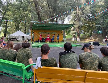 Казаки в гостях у ребят из лагеря «Олимпиец» Белореченского района