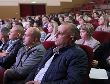 В Гулькевичском районе состоялось расширенное заседание комиссии по делам несовершеннолетних и защите их прав