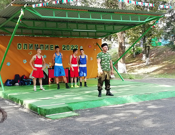 Казаки в гостях у ребят из лагеря «Олимпиец» Белореченского района