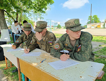 В Гулькевичском районе прошел торжественный смотр-конкурс в преддверии юбилея Великой Победы