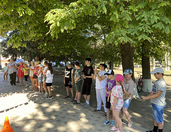 В Белоглинском районе открылась летняя тематическая площадка «Вот оно какое, наше лето!»