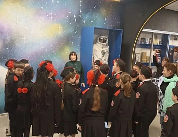 Школьники Гулькевичского района посетили зал авиации и космонавтики ЦДК пос. Венцы