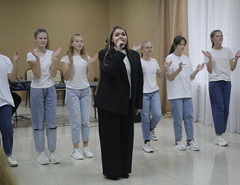 В Кавказском районе для несовершеннолетних, нуждающихся в заботе государства, проведен круглый стол «Шаг к успеху»