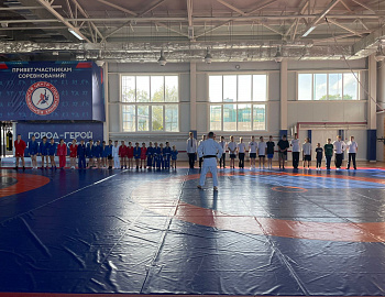 � ������������� ��������� ������-����� �� ����� � �����