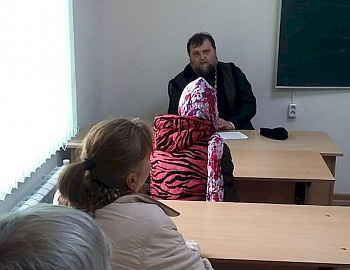 С трудными подростками Мостовского района провели беседу о вечных ценностях