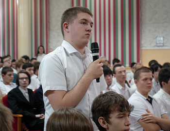 С молодежью Успенского района проведена патриотическая встреча