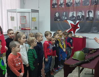 � ������ �������������� ���� ������������ ����������� � 80-����� ������������ �� �������-���������� �����������