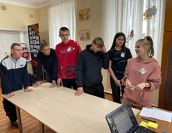 «Новогодняя перезагрузка» для подростков в Успенскому районе