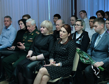 В память о герое специальной военной операции открыли «Парту Героя» в школе Краснодара