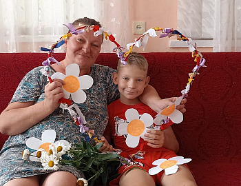 В Калининском районе дети, состоящие на различных видах учета, приняли участие в мероприятиях, посвященных Дню Семьи, Любви и Верности