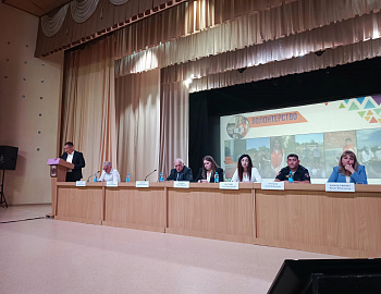 В Успенском районе обсудили проблему квадробинга на общепоселенческом родительском собрании