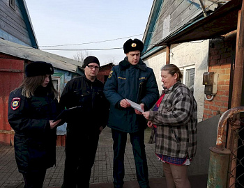 В Ленинградском районе проведены рейды в семьи социального риска